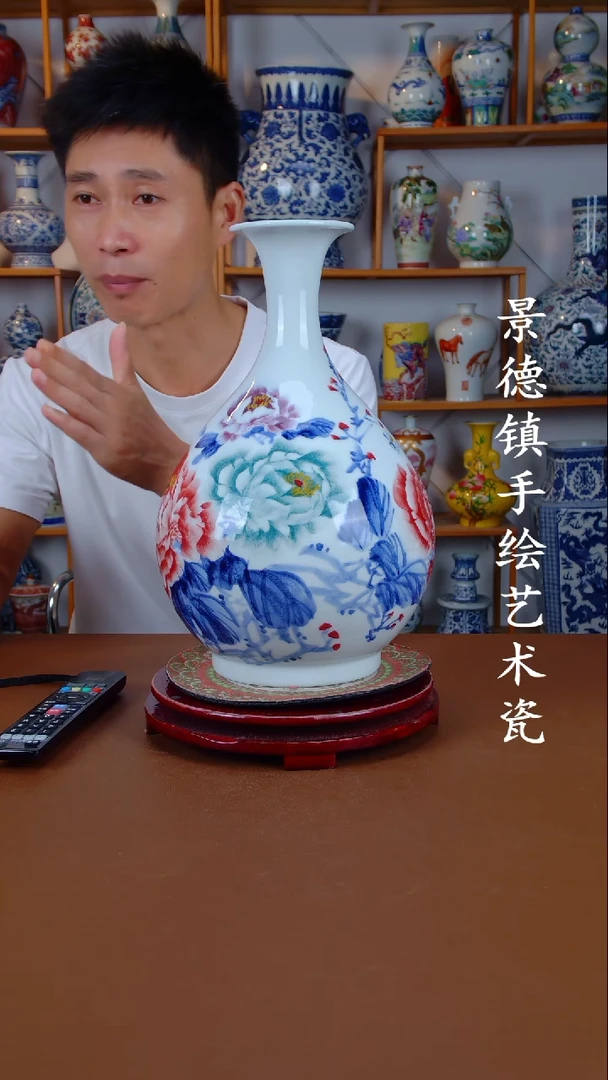 现代景德镇手工手绘陶瓷摆件16