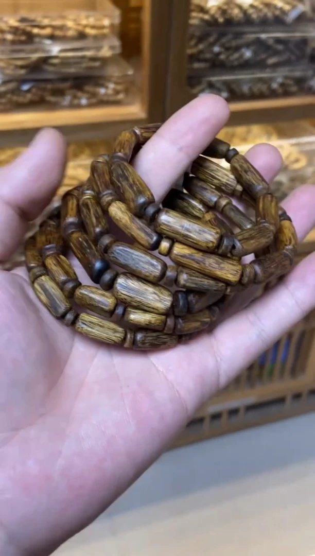 沉香手串海南红金猊随型单圈多样性发其一