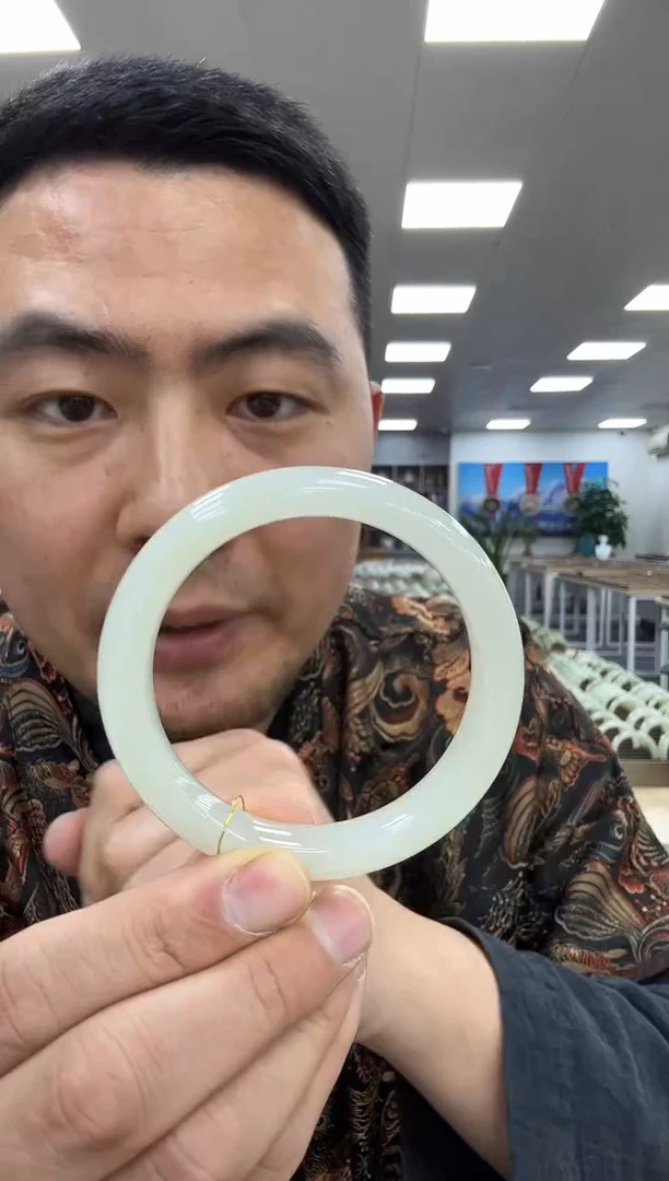 【闪购商品】和田玉手镯未镶嵌57-58  597