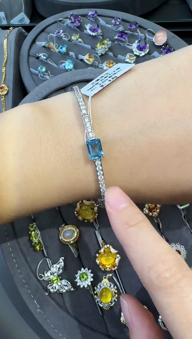 银S925镶嵌手镯托帕石不低于2.0ct【七天鉴赏期】