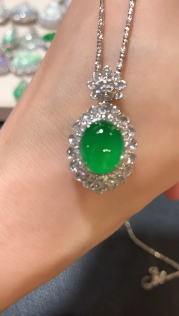 吊坠(不含链)18K金镶嵌翡翠n239