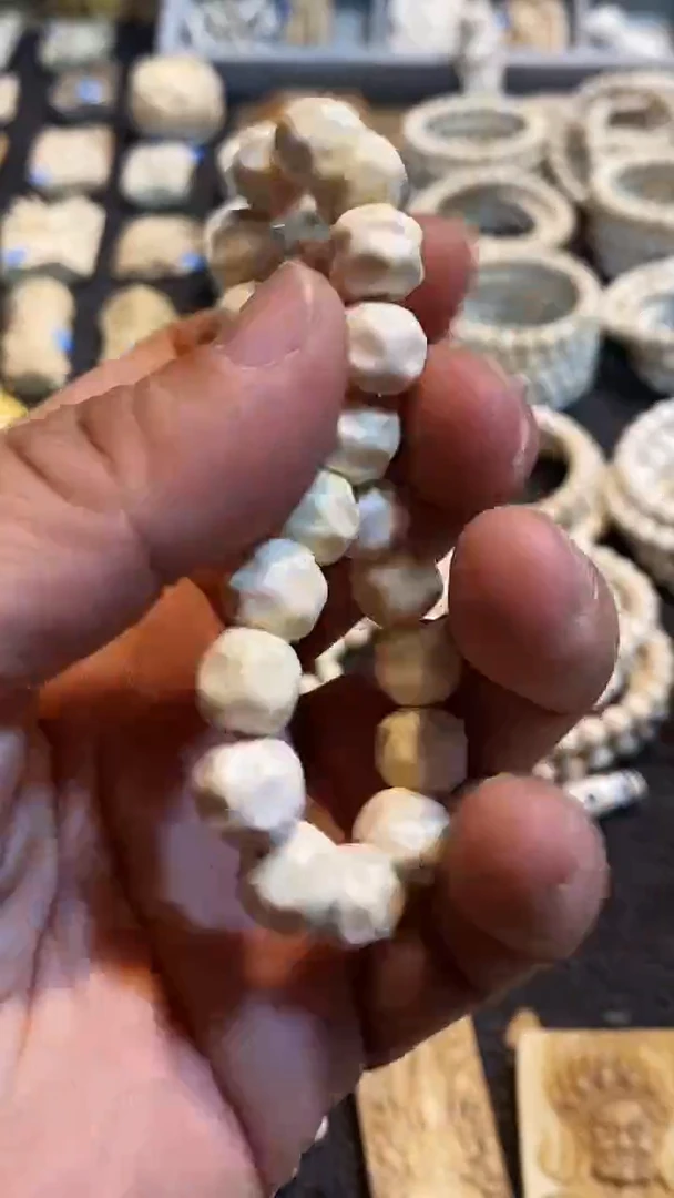 泥塑小把玩件摆件