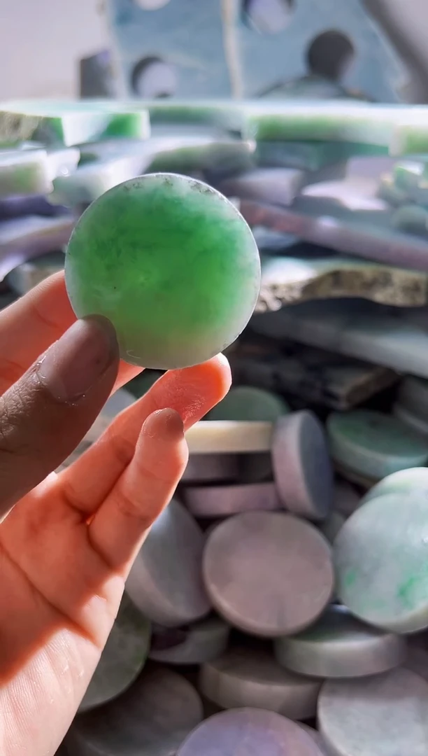 翡翠裸石缅甸翡翠A货陈435