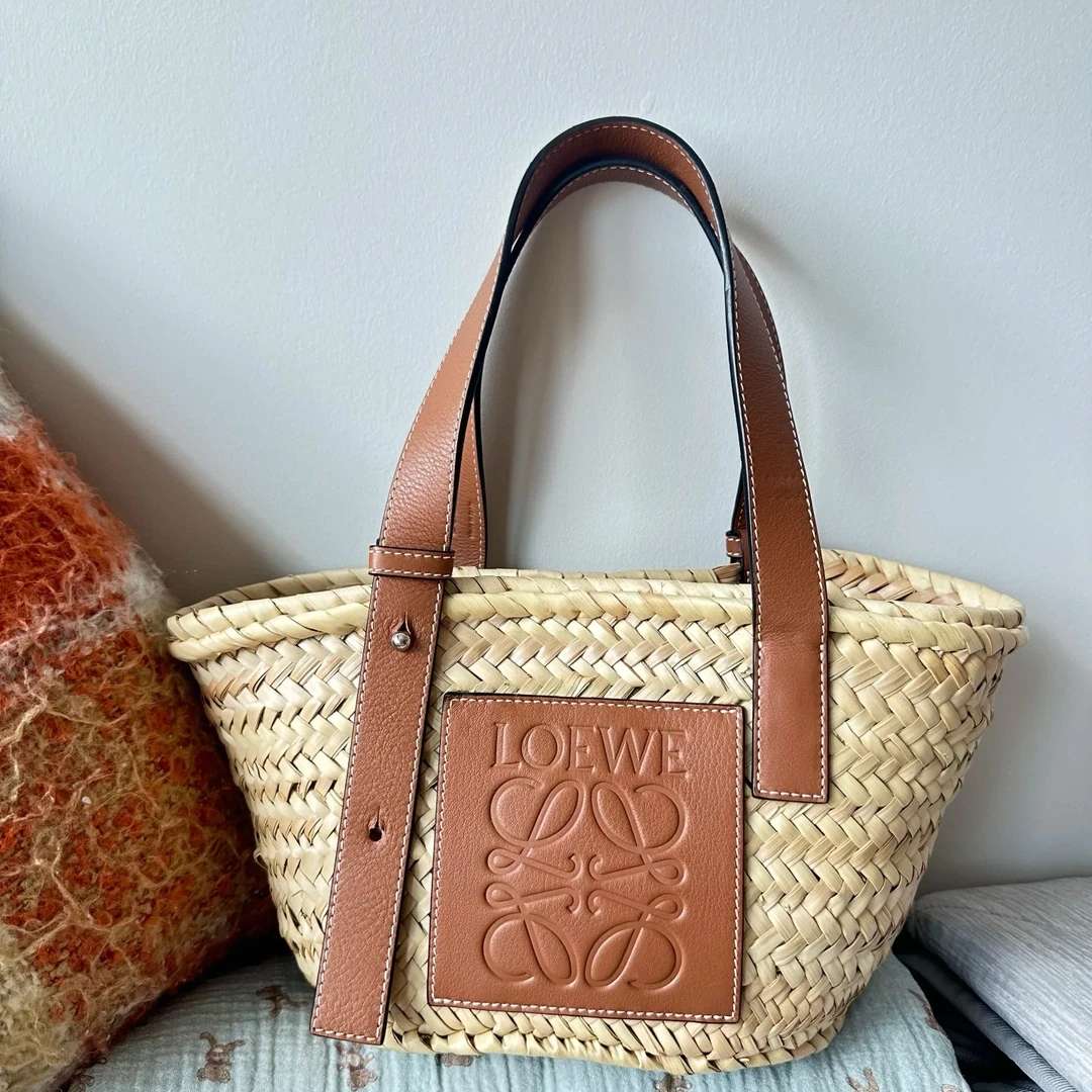 95新 LOEWE/罗意威 Basket Anagram草编手提包/97新/AM3017