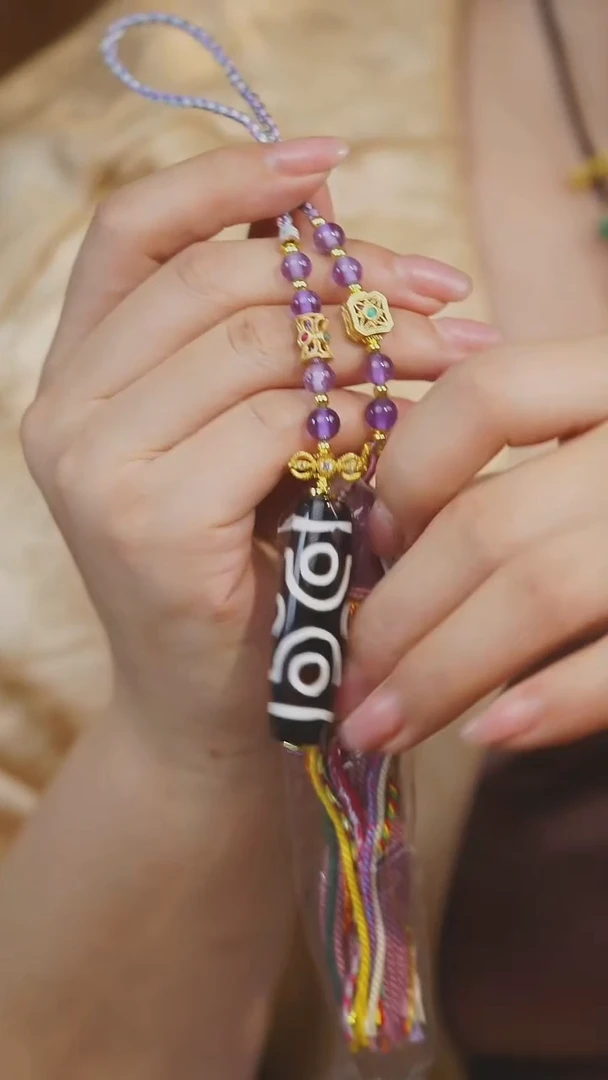 玛瑙/玉髓挂件未镶嵌多样性发其一