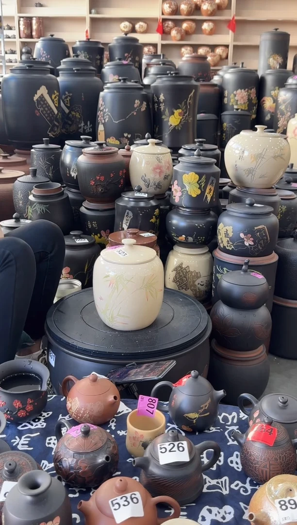 罐瑕疵茶叶罐    696   白泥