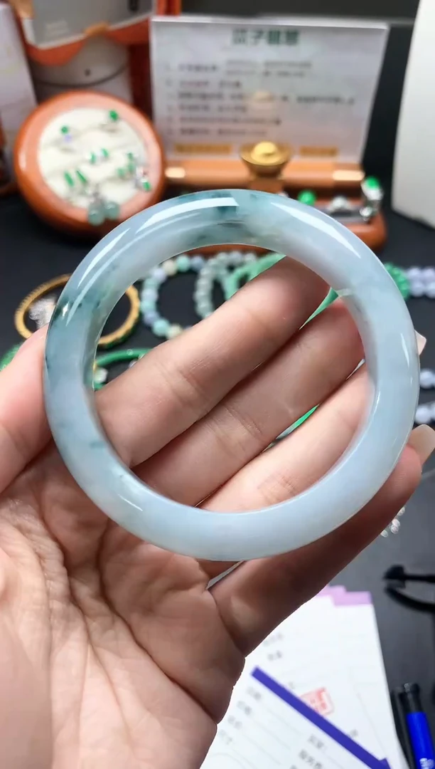 翡翠未镶嵌颈饰手镯|不退不换
