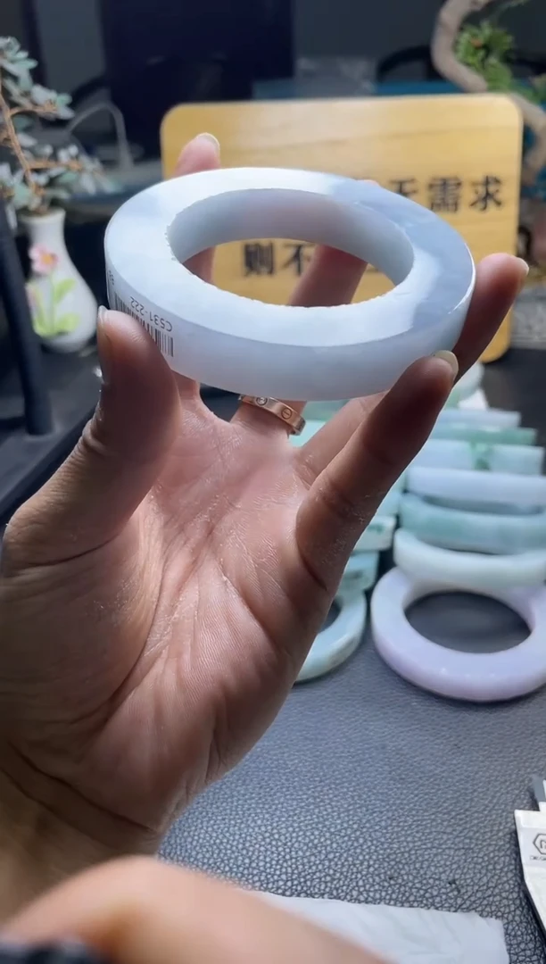 未镶嵌手镯定制翡翠凡*发一件