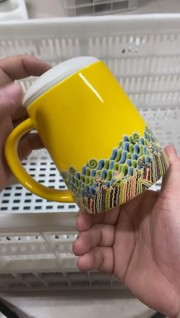 杯无运费险有瑕疵的摄影的产品有使用过的痕迹有点脏介意勿拍