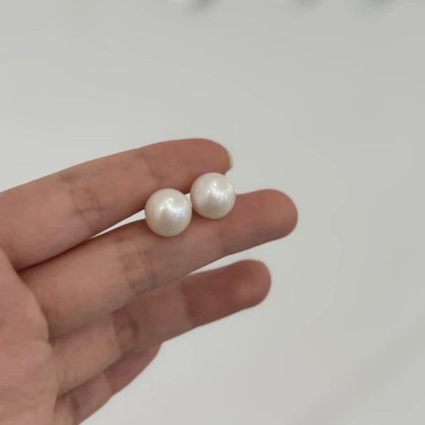 非金属仿珍珠耳饰 气质复古经典珠珠耳钉