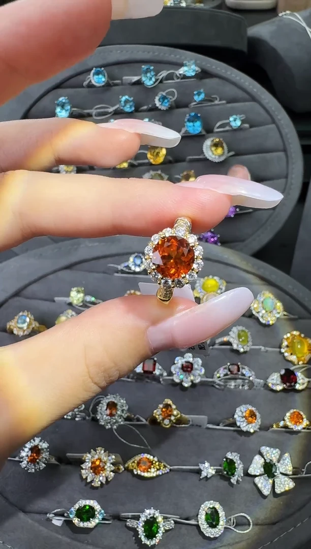 银S925镶嵌戒指石榴石（芬达石）不低于2.4ct【七天鉴赏期】