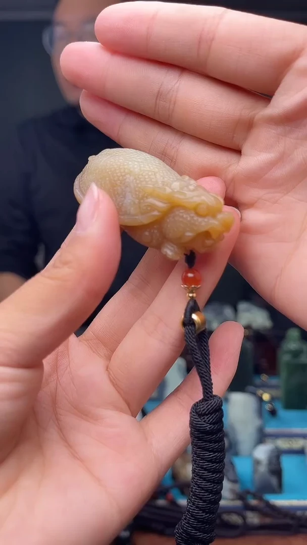 未镶嵌和田玉挂件1