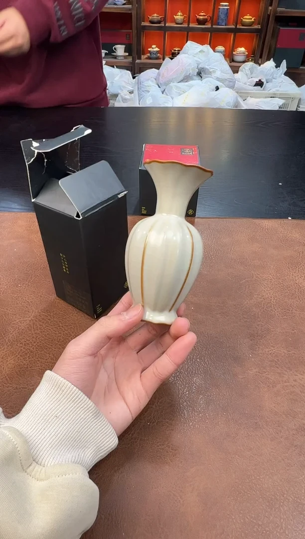 【闪购商品】黄111111111111111