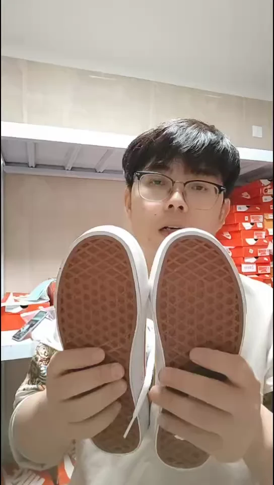 断码孤品清仓   编号147    尺码37