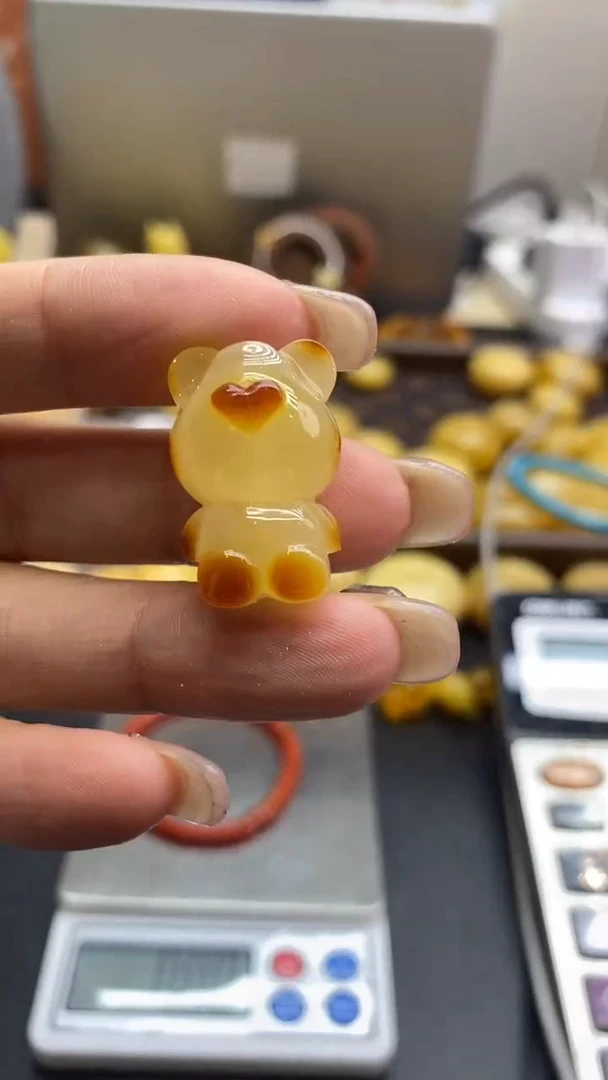 琥珀未镶嵌珠宝奇石124