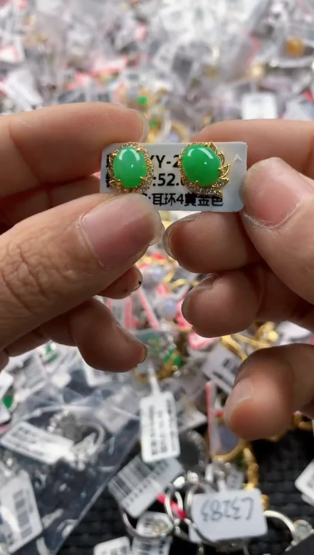 银S925镶嵌戒指翡翠888    3