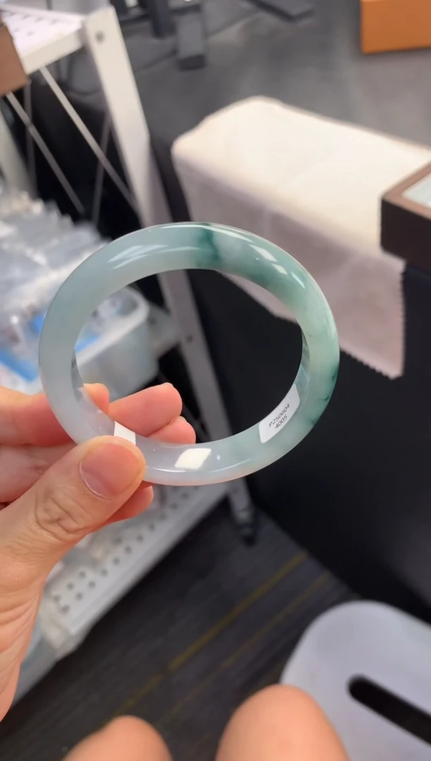 翡翠手镯未镶嵌2****货