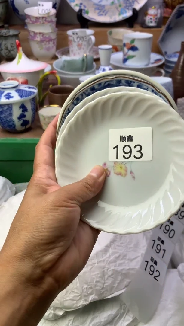 ?****碗顺鑫工艺品店闪购