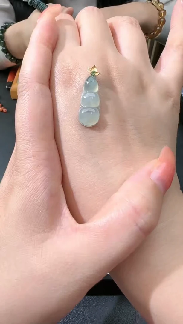 【闪购商品】翡翠颈饰18K金镶嵌TZG0121084