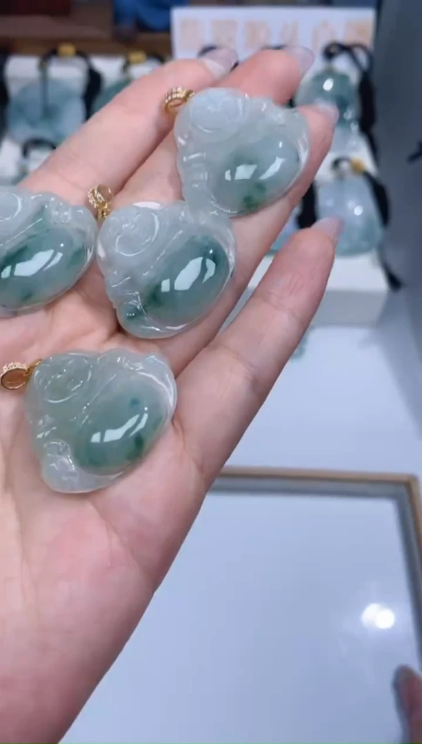 颈饰银S925镶嵌翡翠吊坠团购多样性发一件