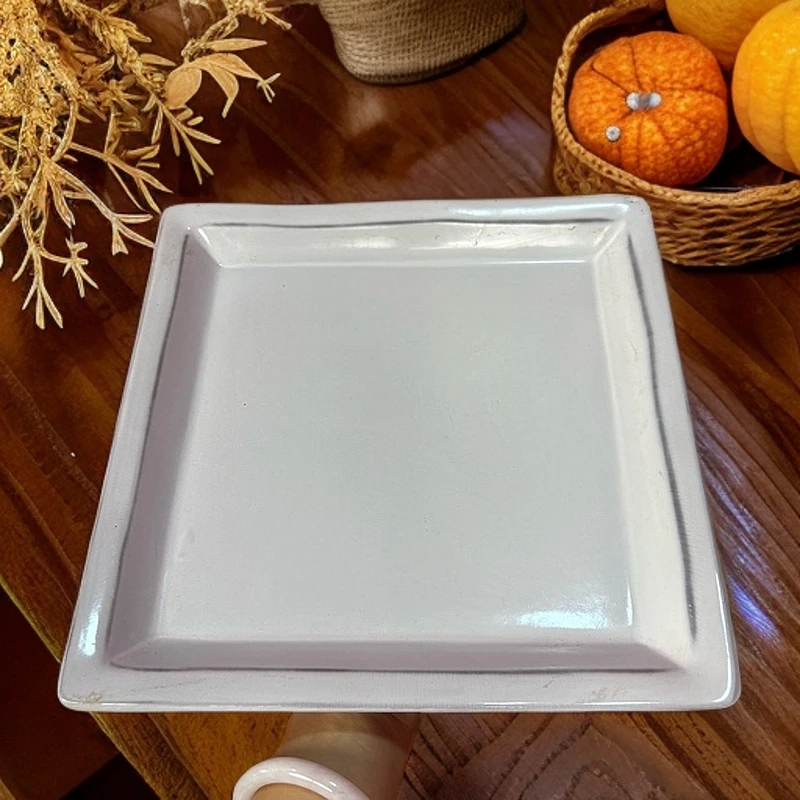 813 微瑕品陶瓷四方盘