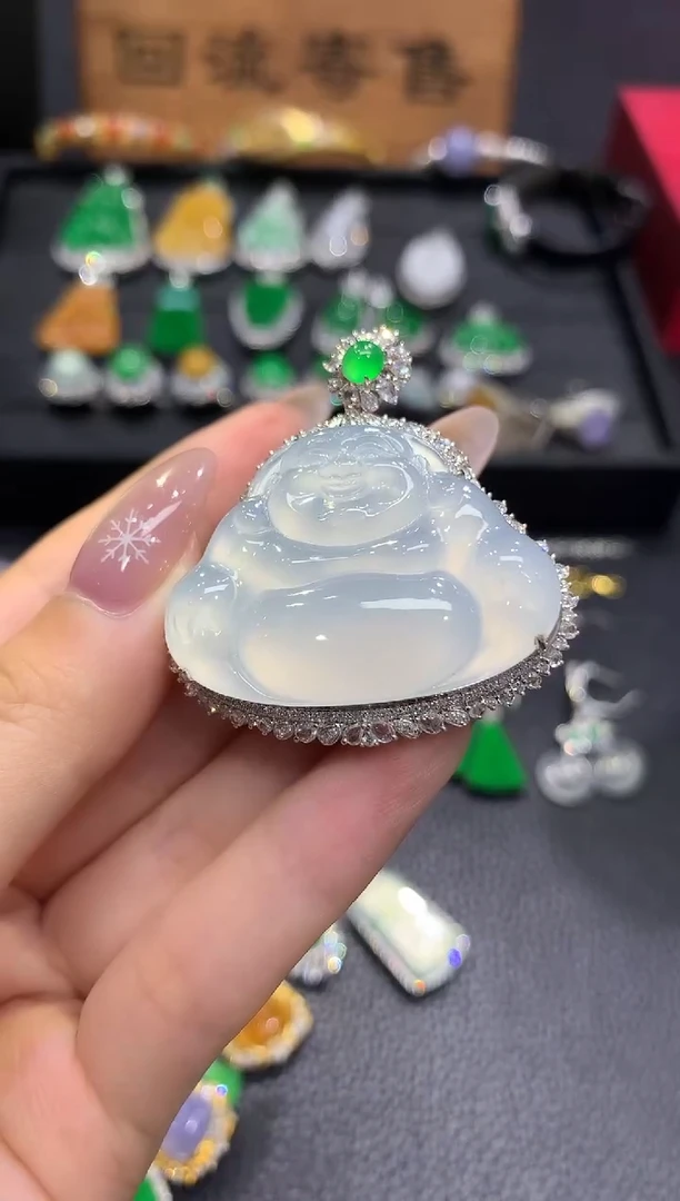 吊坠(不含链)18K金镶嵌翡翠60