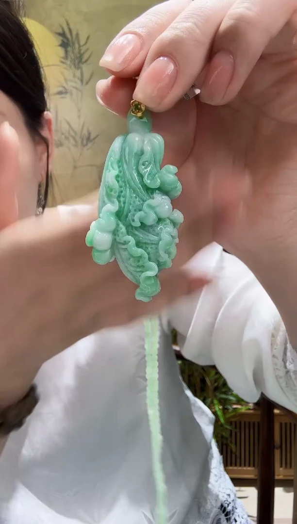 颈饰未镶嵌翡翠吊坠