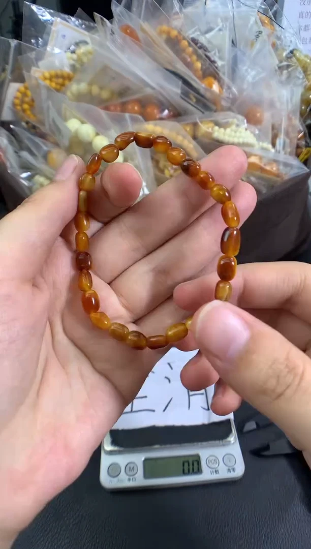 蜜蜡未镶嵌珠宝奇石1