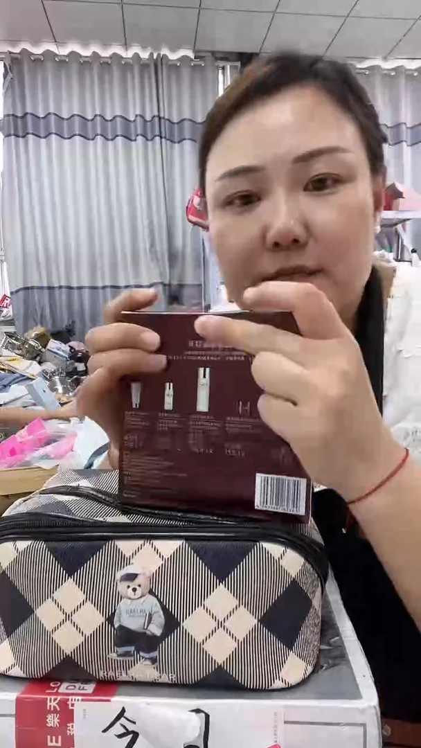 牦牛剖层皮革琪老板女包1号店超好看
