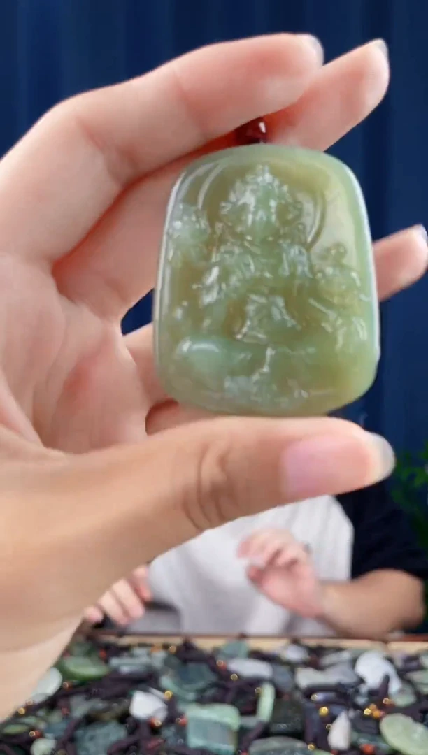 未镶嵌和田玉挂件拍一发一，多样性发货