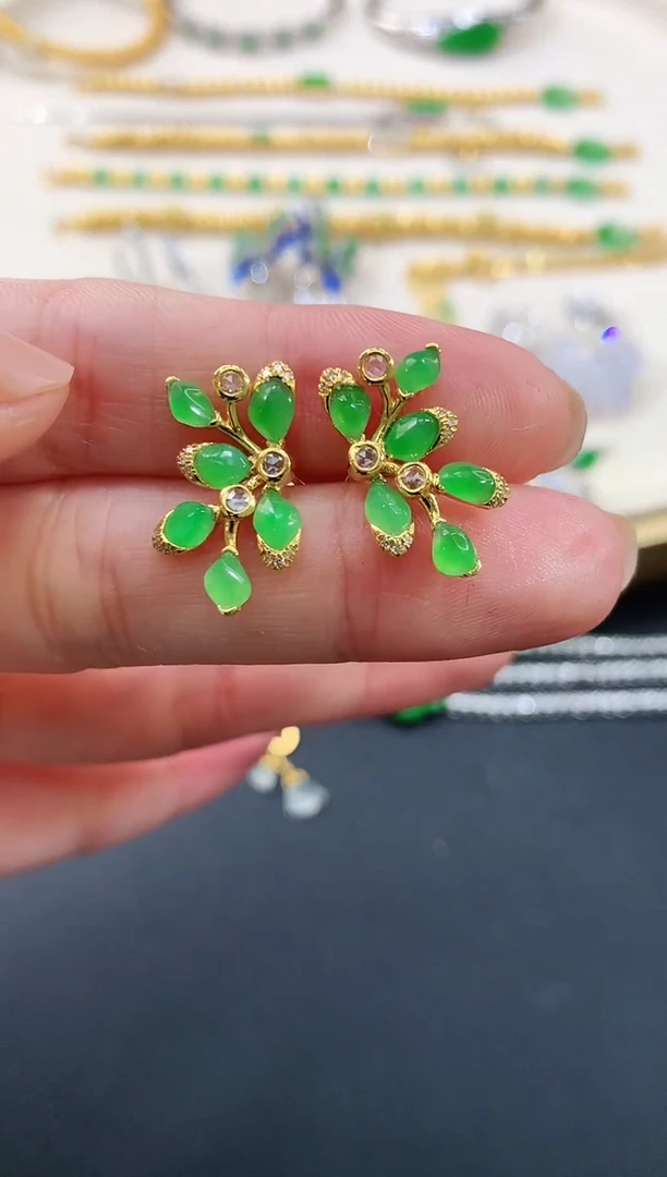 翡翠18K金镶嵌耳饰蝴蝶|5500+0