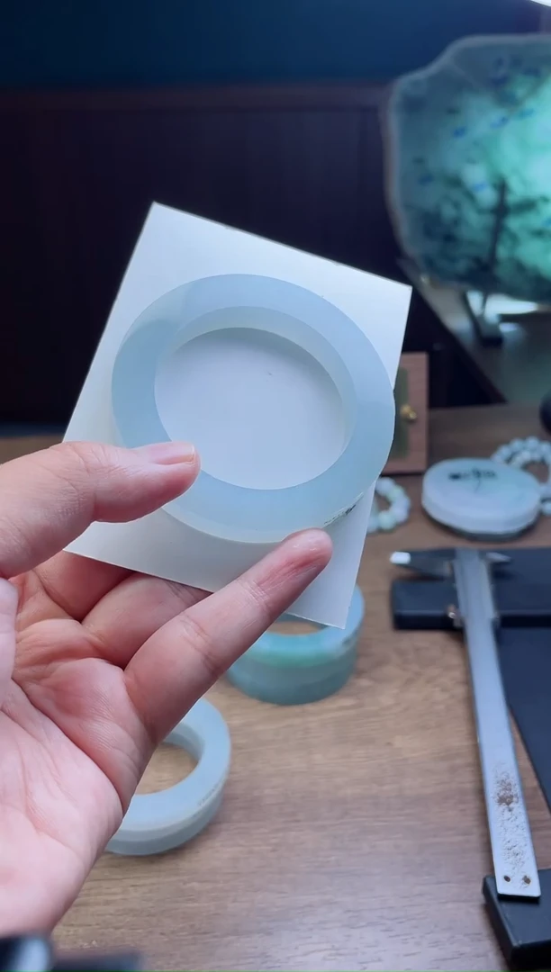 未镶嵌手镯定制翡翠呵*?定制