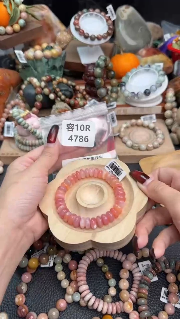 【闪购商品】石英质玉手链未镶嵌10R4786