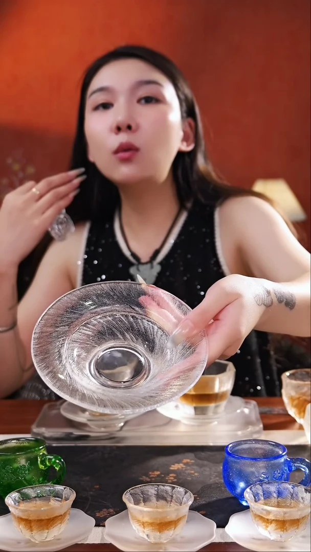 兔***多原矿水晶雪花壶承1