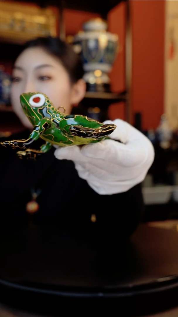 非遗景泰蓝    雨蛙