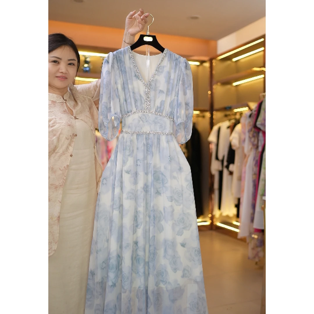 【断码了】天空蓝玫瑰夏季法式修身超漂亮显瘦优雅连衣裙A017