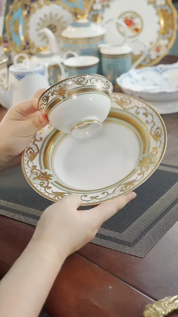 瓷片碗12个+4个草帽盘