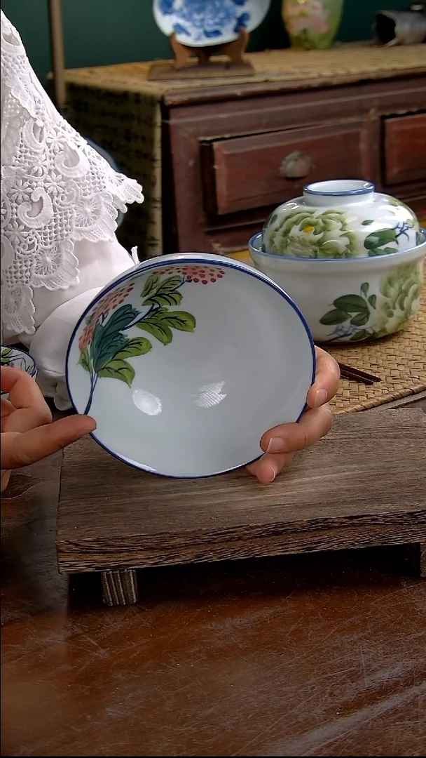 瓷片高白5.5英寸鸡心碗-荔枝