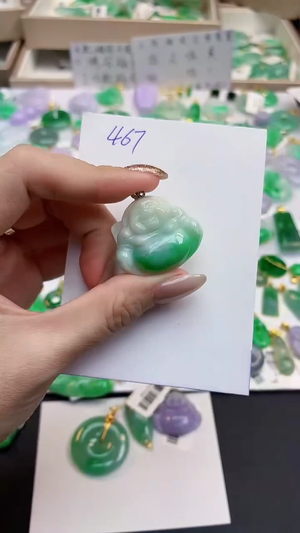 颈饰18K金镶嵌翡翠天然缅甸A货翡翠