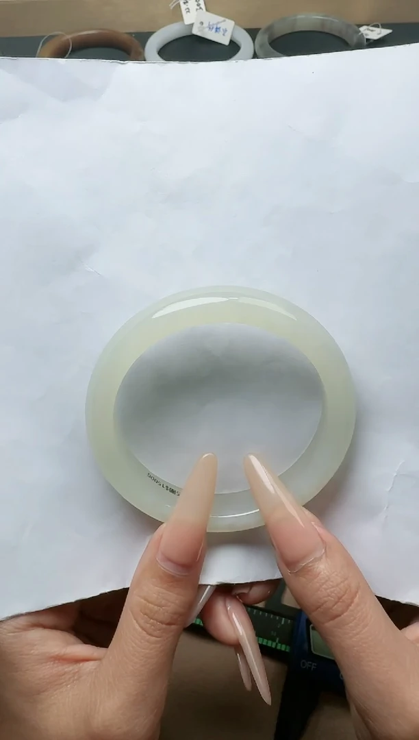 【闪购商品】和田玉手镯未镶嵌56/57圈口YY