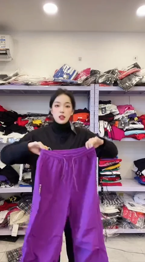 闪电购精品女装 100 l