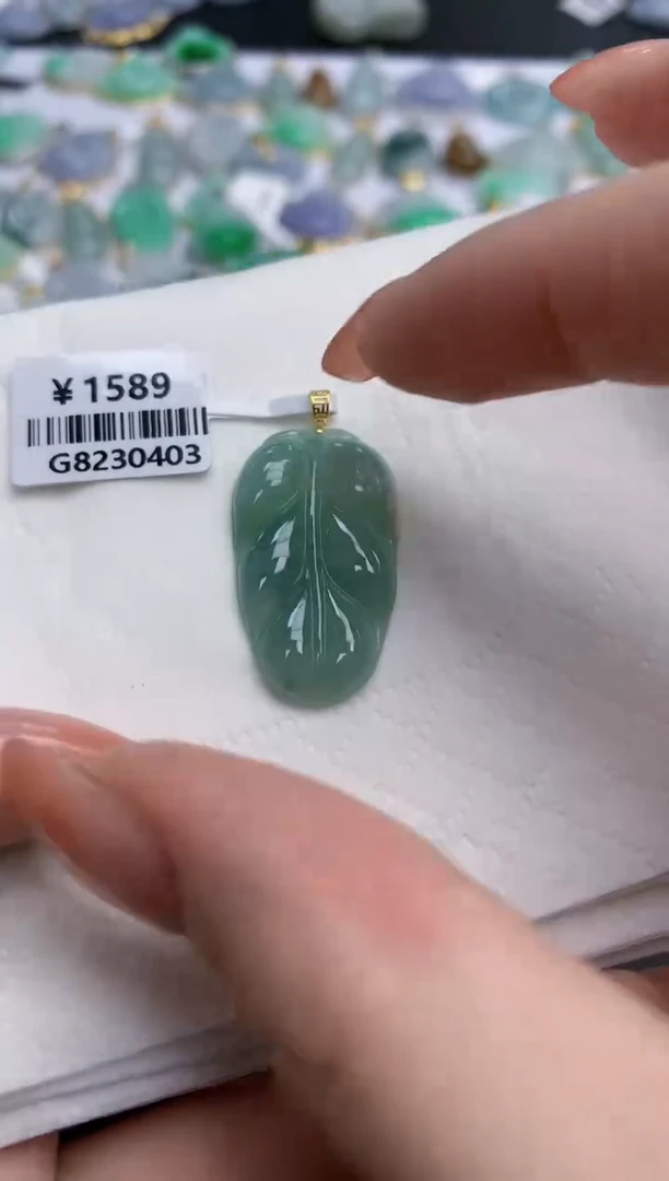 【闪购商品】翡翠颈饰18K金镶嵌多样性发其一