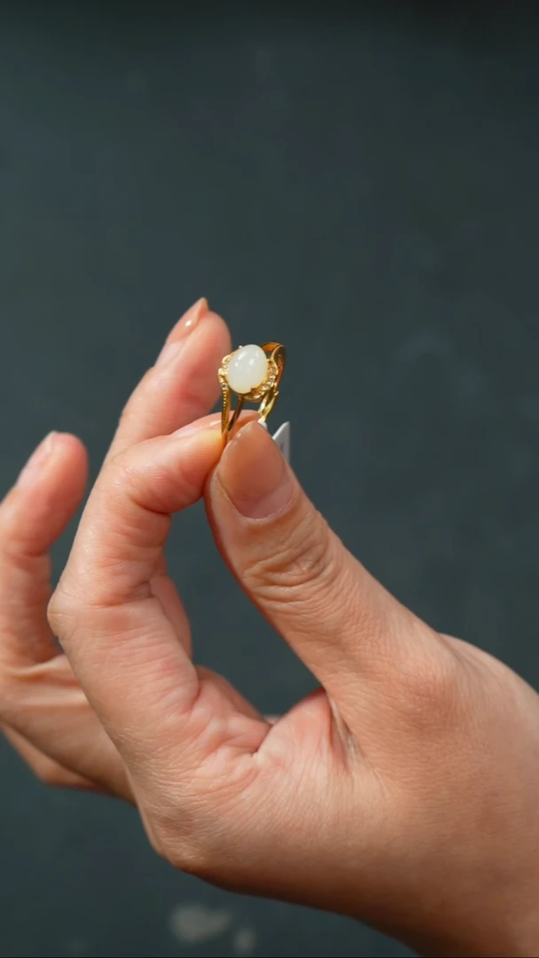 和田玉戒指银S925镶嵌B0700