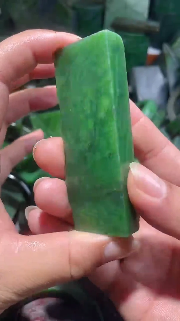 未镶嵌手镯和田玉（碧玉）牌牌