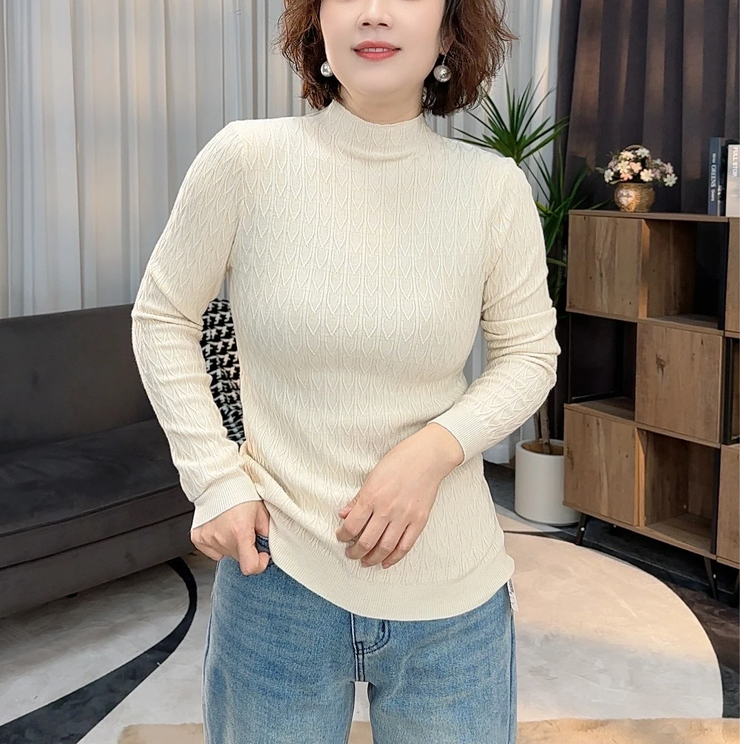 【卿她】净色麻花纹理针织2025春新款女半高领套头针织时尚百搭打底