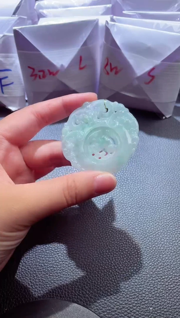 颈饰未镶嵌翡翠00008873