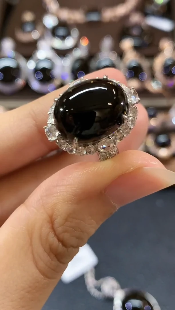 吊坠(不含链)18K金镶嵌翡翠C298 无鉴赏