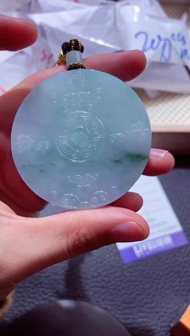 颈饰未镶嵌翡翠000046090
