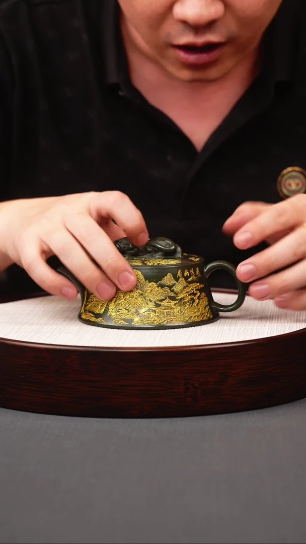 茶壶紫砂绿泥描金卧虎藏龙