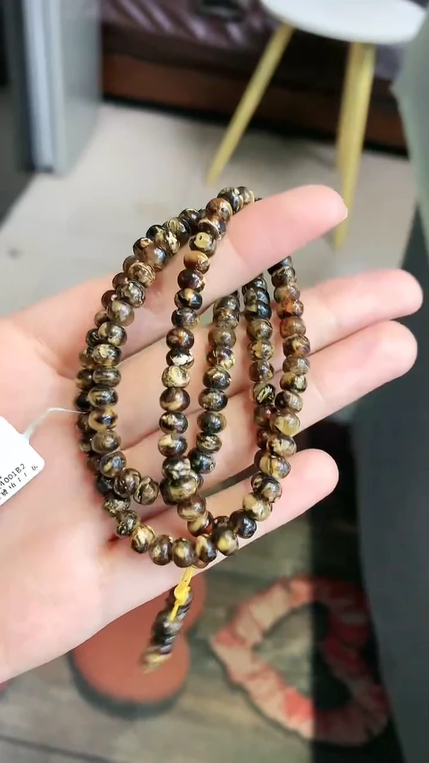 【闪购商品】琥珀裸石未镶嵌抚顺琥珀